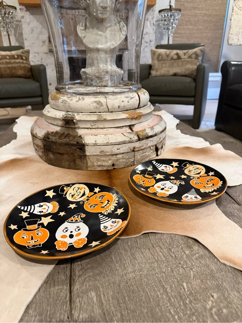 Brand NWT Halloween Handmade Ceramic Decorative Plates - Black Orange (Set of 2)